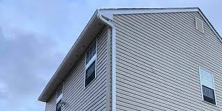 Best Engineered Wood Siding  in Middletown, CT